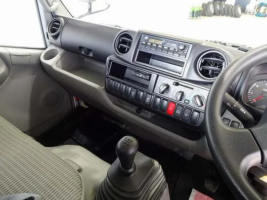 デュトロ 2t FJL 標準 平ボデー 総重量5t未満