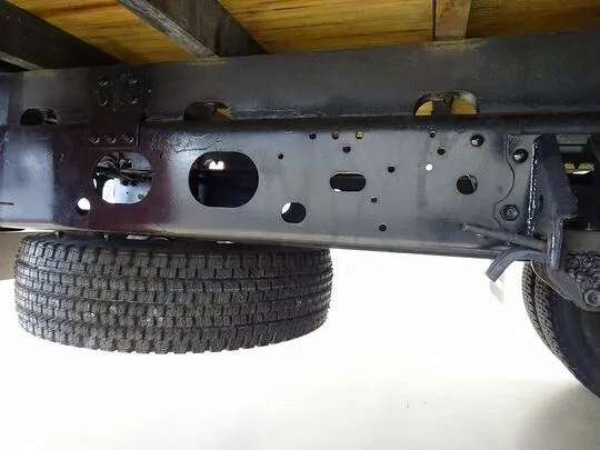 フォワード 2.4t 標準ベッド付 ユニック4段クレーン付 210ps