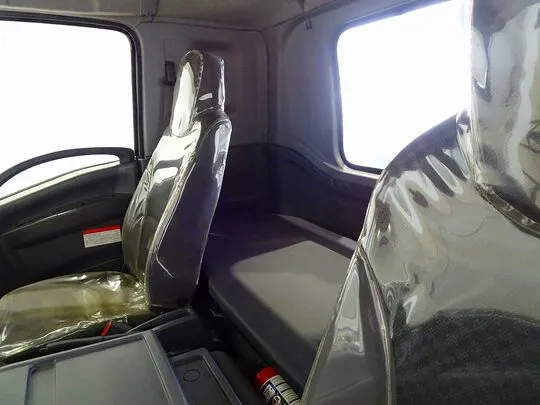 フォワード 2.4t 標準ベッド付 ユニック4段クレーン付 210ps