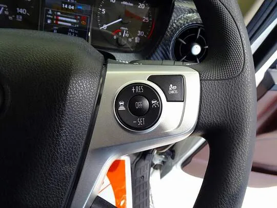 レンジャー 5.8t 増トン 4WD 標準ベッド付 平ボデー 240ps 未使用車