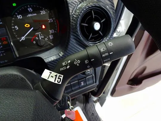 レンジャー 5.8t 増トン 4WD 標準ベッド付 平ボデー 240ps 未使用車