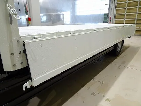 レンジャー 5.8t 増トン 4WD 標準ベッド付 平ボデー 240ps 未使用車