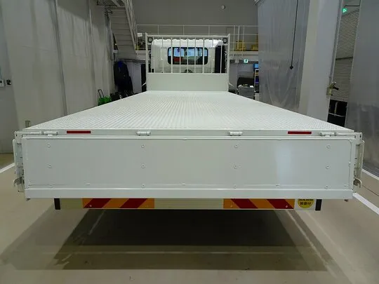 レンジャー 5.8t 増トン 4WD 標準ベッド付 平ボデー 240ps 未使用車