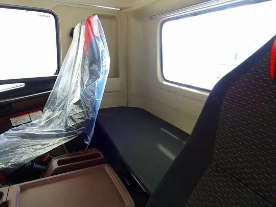 レンジャー 5.8t 増トン 4WD 標準ベッド付 平ボデー 240ps 未使用車