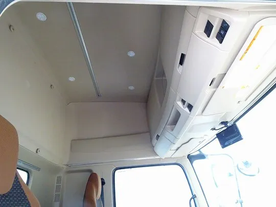 レンジャー 2.85t ワイドベッド付 アルミウイング 240ps