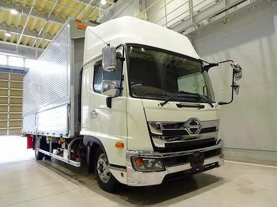 レンジャー 2.85t ワイドベッド付 アルミウイング 240ps