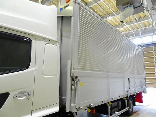 レンジャー 2.85t ワイドベッド付 アルミウイング 240ps