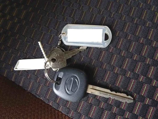 レンジャー 2.85t ワイドベッド付 アルミウイング 240ps