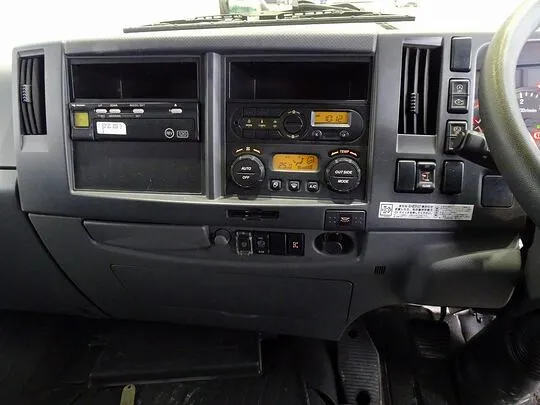 フォワード 2.85t 標準ベッドレス 深ダンプ 210ps