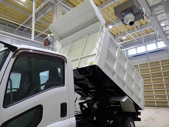 フォワード 2.85t 標準ベッドレス 深ダンプ 210ps