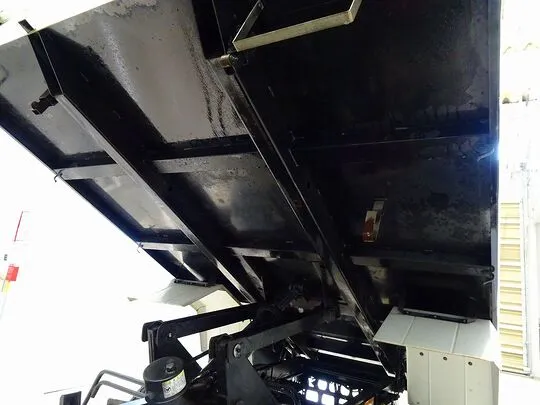 フォワード 2.85t 標準ベッドレス 深ダンプ 210ps