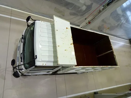 フォワード 2.85t 標準ベッドレス 深ダンプ 210ps