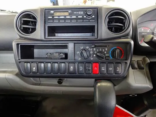 トヨエース 2t FJL 標準 平ボデー 総重量5t未満