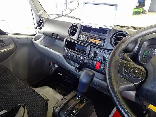 ダイナ 2t JL 標準 平ボデー 総重量5t未満