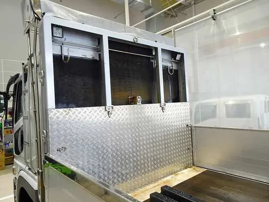 スーパーグレート 13.7t 4軸 アルミブロック 平ボディ リアエアサス 394ps