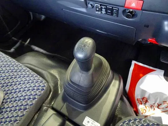 エルフ 2.95t FFL ワイド超ロング キャリアカー(車載)