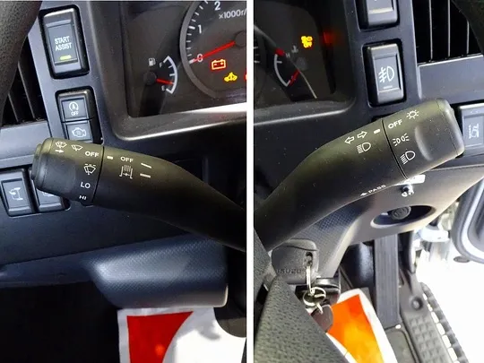 エルフ 2.95t FFL ワイド超ロング キャリアカー(車載)