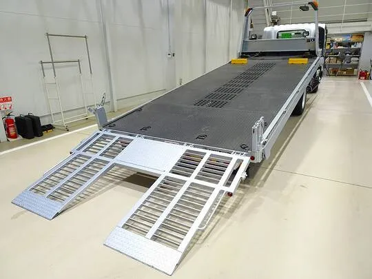 エルフ 2.95t FFL ワイド超ロング キャリアカー(車載)