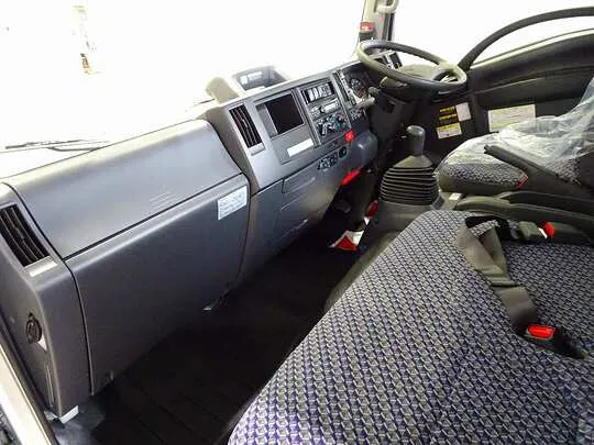 エルフ 2.95t FFL ワイド超ロング キャリアカー(車載)