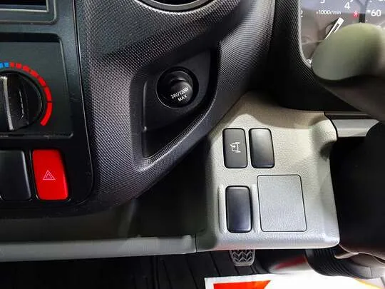 デュトロ 4.65t 高床 ワイド超ロング 平ボデー 未使用車