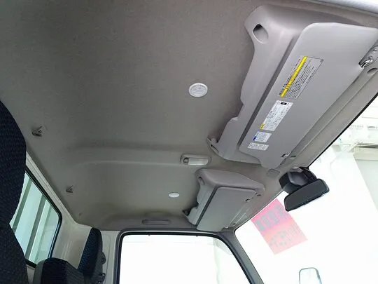 デュトロ 4.65t 高床 ワイド超ロング 平ボデー 未使用車