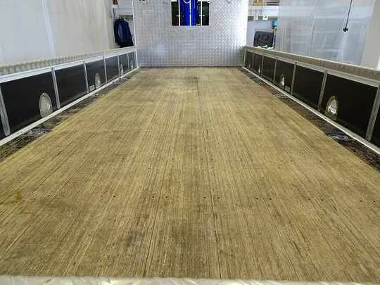 【年次点検済】フォワード 2.3t 標準ベッドレス タダノ4段クレーン付 210ps