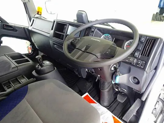 【年次点検済】フォワード 2.3t 標準ベッドレス タダノ4段クレーン付 210ps