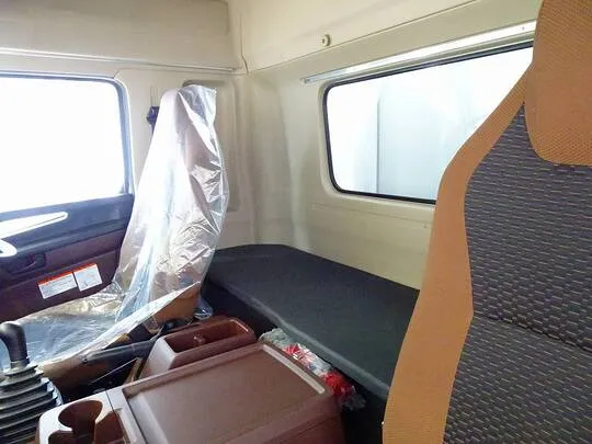 レンジャー 2.85t ワイドベッド付 アルミウイング 240ps