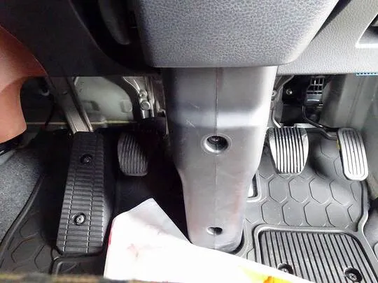 レンジャー 2.85t ワイドベッド付 アルミウイング 240ps