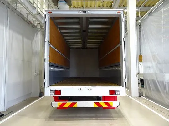 レンジャー 2.85t ワイドベッド付 アルミウイング 240ps