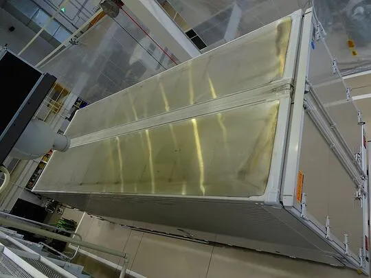 レンジャー 2.85t ワイドベッド付 アルミウイング 240ps