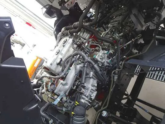 レンジャー 2.85t ワイドベッド付 アルミウイング 240ps