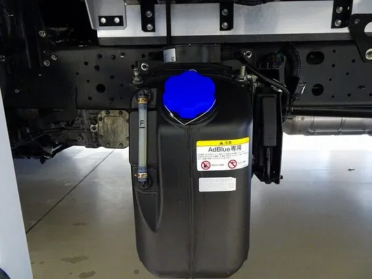 レンジャー 2.85t ワイドベッド付 アルミウイング 240ps