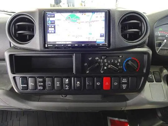 デュトロ 2t 4WD FJL 標準セミロング 平ボデー