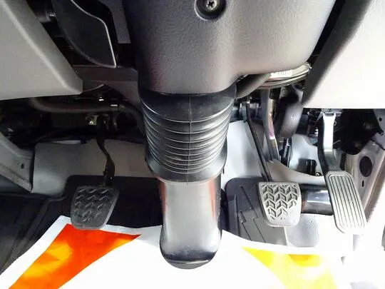 デュトロ 2t 4WD FJL 標準セミロング 平ボデー