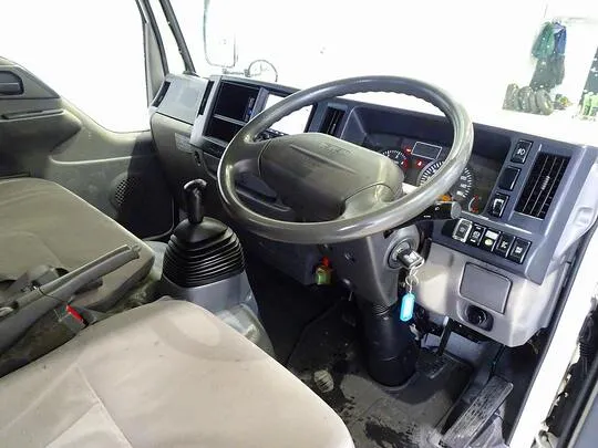 【年次点検済】エルフ 3t 高床 標準ロング タダノ4段クレーン付