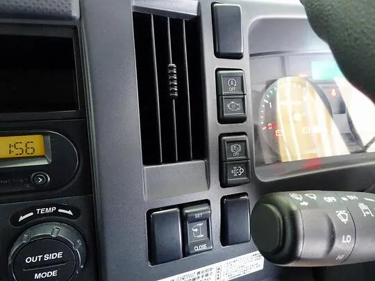 フォワード 2.85t 標準ベッドレス 深ダンプ 210ps