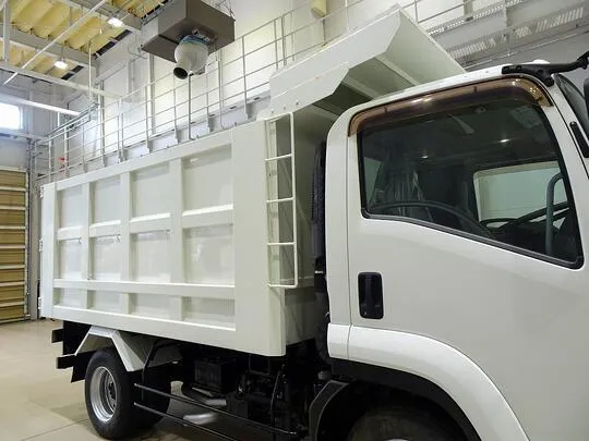 フォワード 2.85t 標準ベッドレス 深ダンプ 210ps