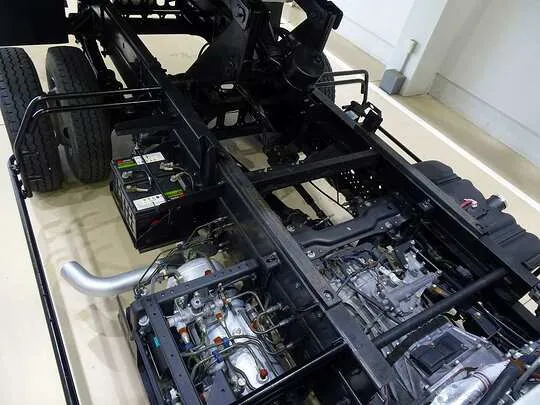 フォワード 2.85t 標準ベッドレス 深ダンプ 210ps