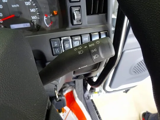 エルフ 2t 4WD FFL 強化ダンプ 未使用車