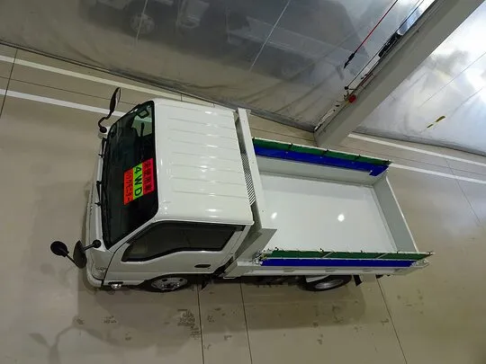 エルフ 2t 4WD FFL 強化ダンプ 未使用車