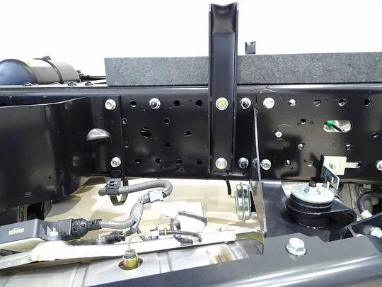 エルフ 2t 4WD FFL 強化ダンプ 未使用車