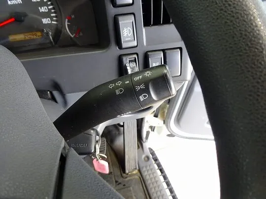 エルフ 2t FFL 標準セミロング 平ボディ 総重量5t未満