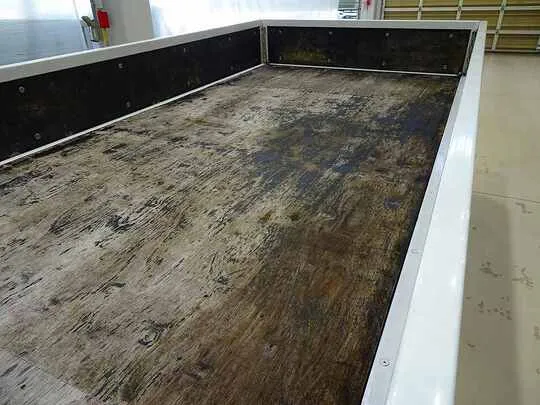 エルフ 2t FFL 標準セミロング 平ボディ 総重量5t未満