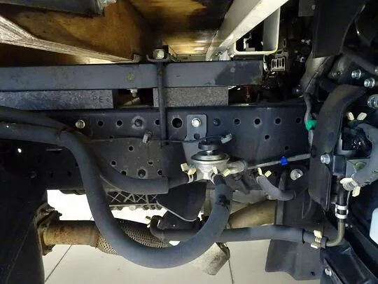 エルフ 2t FFL 標準セミロング 平ボディ 総重量5t未満