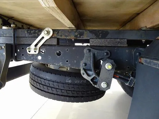 エルフ 2t FFL 標準セミロング 平ボディ 総重量5t未満