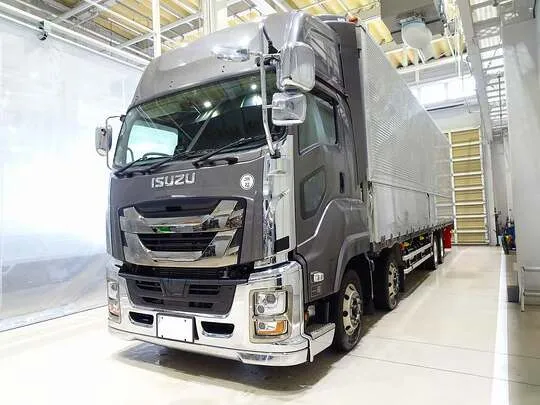 ギガ 13.7t 4軸 アルミウイング リアエアサス 380ps