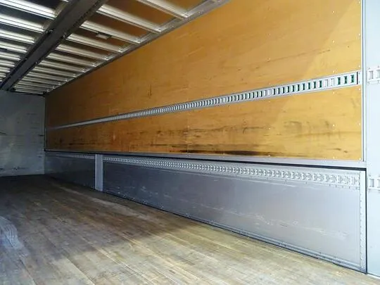 ギガ 13.7t 4軸 アルミウイング リアエアサス 380ps