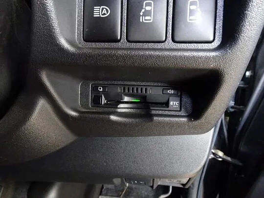 ハイエースバン スーパーGL ダークプライムⅡ 1t 4WD 2/5人乗り 5ドア