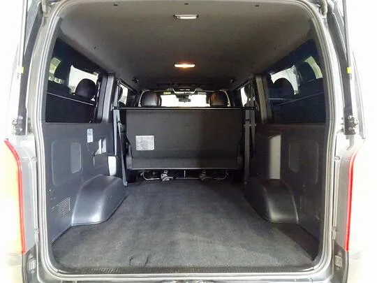 ハイエースバン スーパーGL ダークプライムⅡ 1t 4WD 2/5人乗り 5ドア